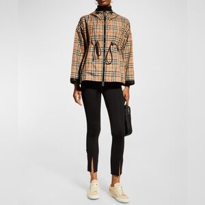 BURBERRY Authentic Logo Tape Vintage Check Hooded Jacket.